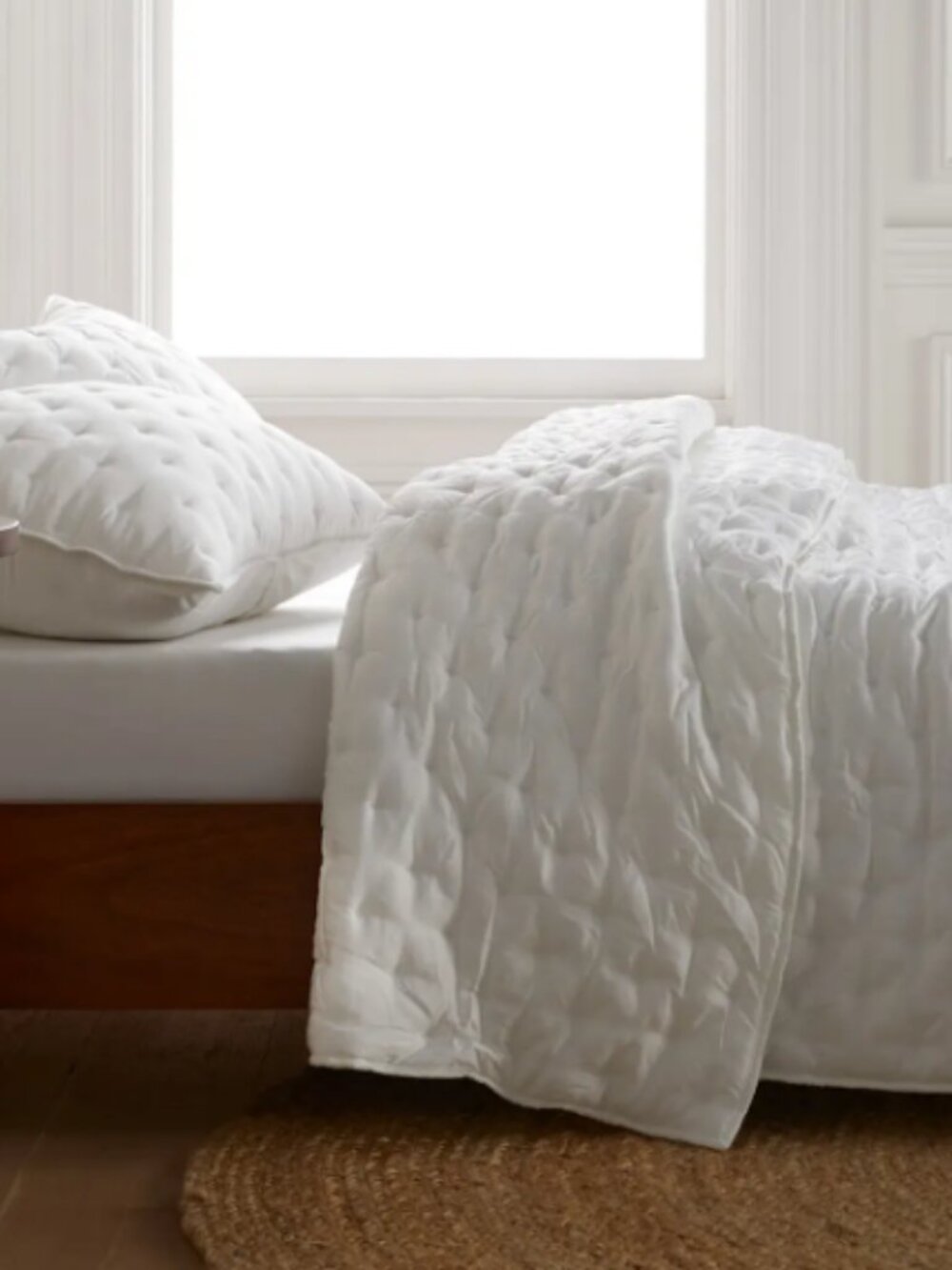 Quince White Quilted Comforter NWOT